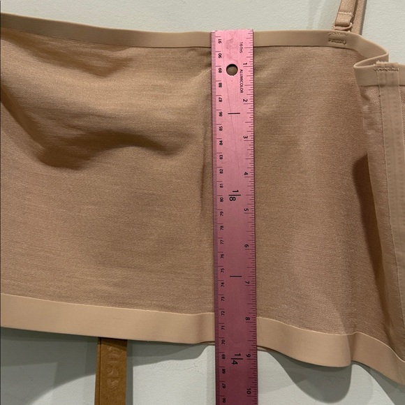 Skims Sheer Sculpt Bandeau with straps - NWT. 4 x - Picture 5 of 9